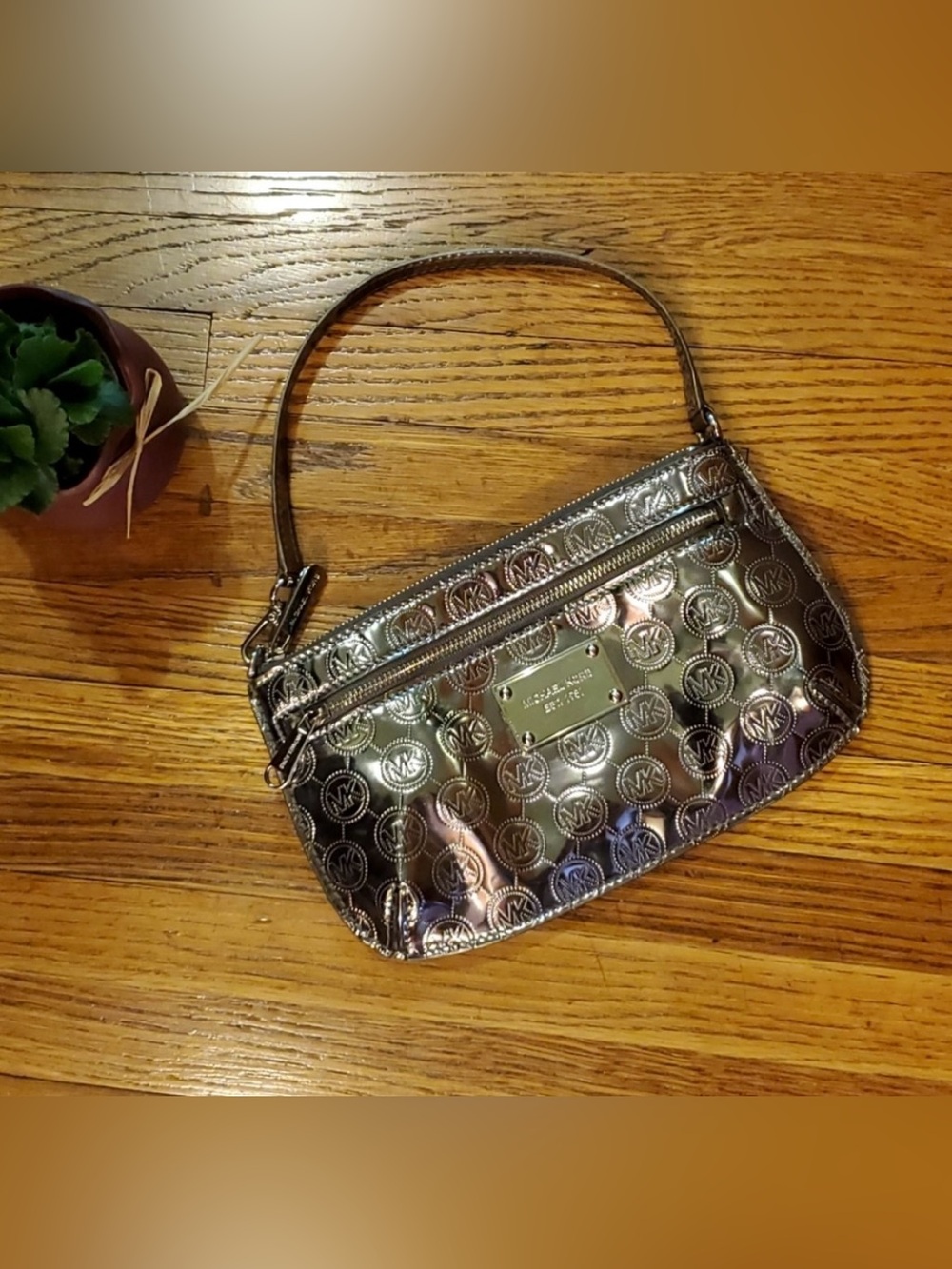 Michael Kors Wristlet